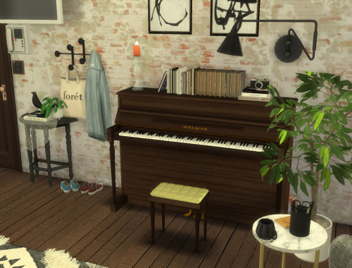 Welmar 116 Upright Piano