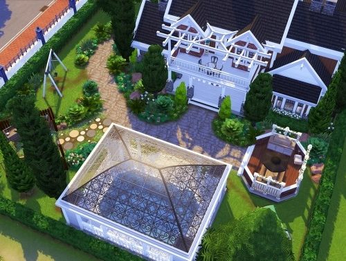 Applewood Farmhouse at Aveline Sims