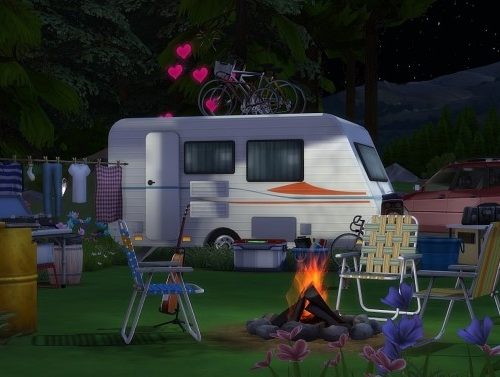 Tourist Camp by Julia Engel at Frau Engel