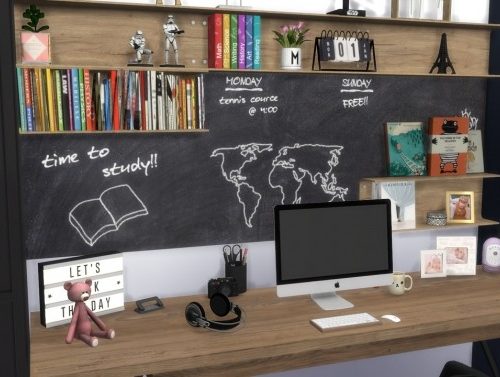 BEDROOM Traditional House at MODELSIMS4