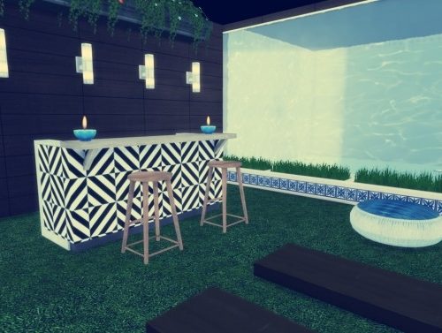 Modern House at Simming With Mary
