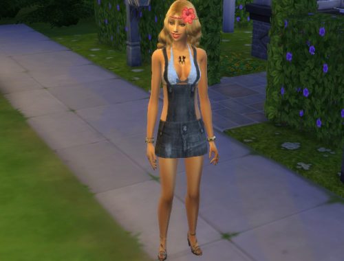 Summer dressed as cowboy.