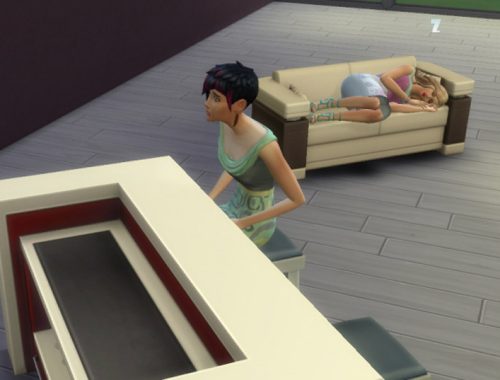 4 Dress recolours