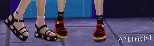 Artificial grass sandals & socks at MINZZA