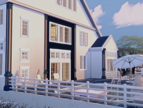 Autumn Break Big Family Home at SoulSisterSims