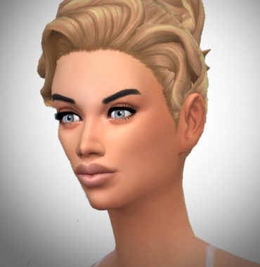 Wavy Hair Line Bun