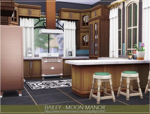 Bailey - Moon Manor