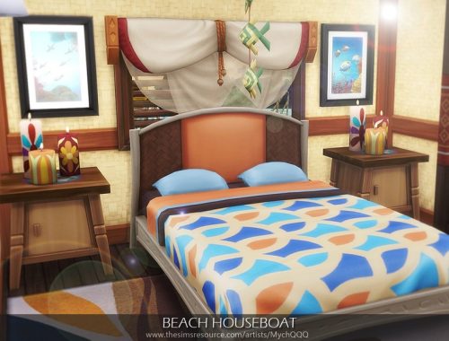 Beach Houseboat