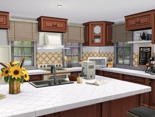 BIG BASE GAME FAMILY HOME at Aveline Sims