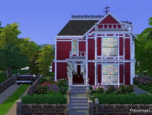 Charmed Halliwell Manor at Frau Engel