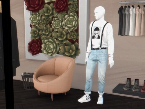 Clothing Store In Del Sol Valley at Anna Frost