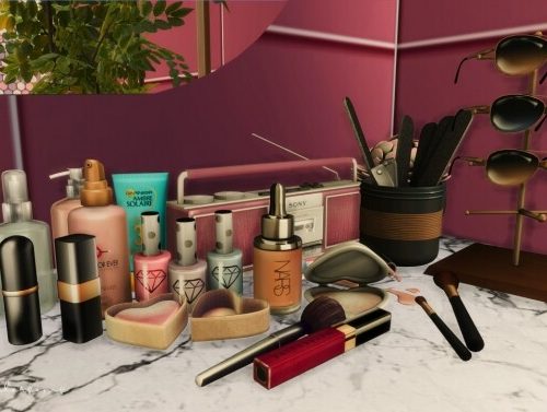 Cluttery Girly Apartment at SoulSisterSims