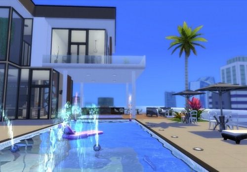 Courtyard Penthouse by mon8993