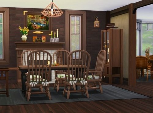 Cozy Victorian family home at Jenba Sims