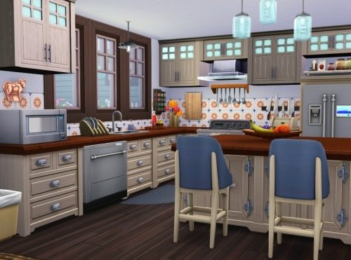 Cozy Victorian family home at Jenba Sims