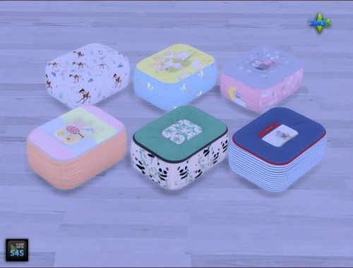 Curtains and pouf tables for kids at Arte Della Vita
