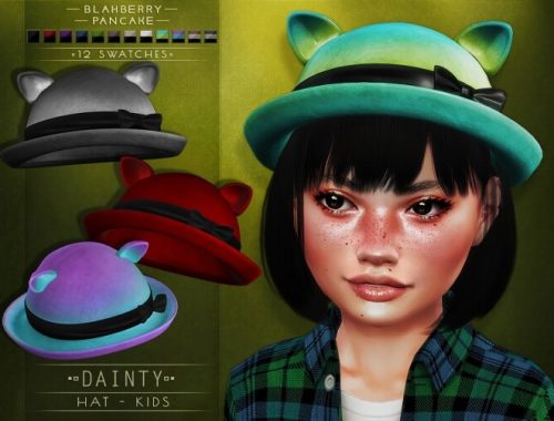 Dainty Hat + kids at Blahberry Pancake