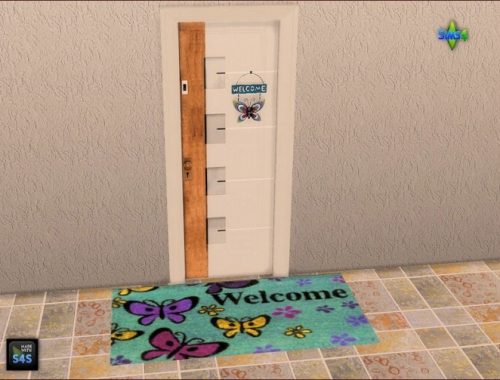 Door mats and decorative signs at Arte Della Vita