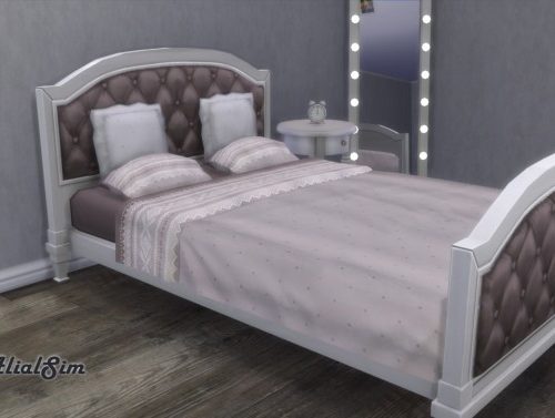 Double bed University at Alial Sim