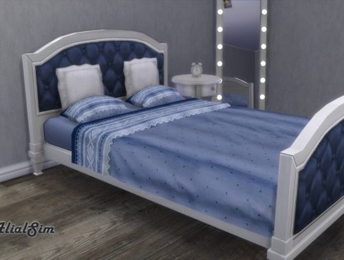 Double bed University at Alial Sim