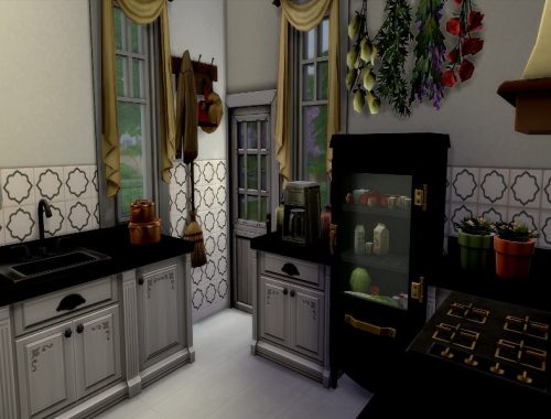 Dutch  | No CC