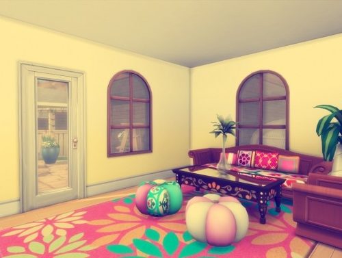 Couple House at Simming With Mary