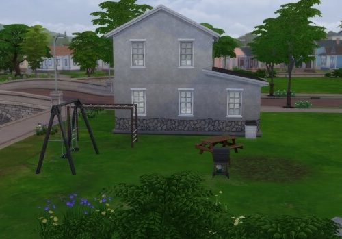 Family Cottage by Ashaminnie