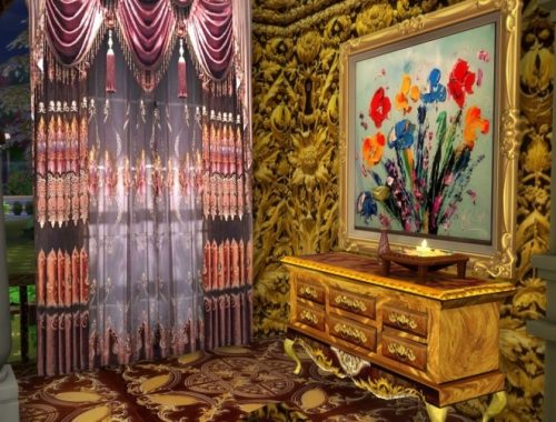 Fancy Old-Fashioned Dresser