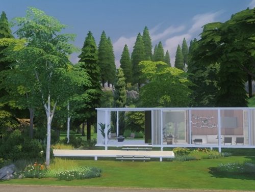 Farnsworth House by Mies van der Rohe at Harrie