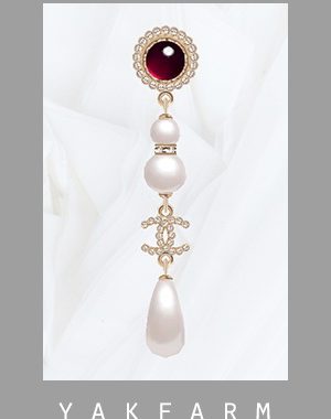 Glass Pearls & Diamond Earrings at Yakfarm