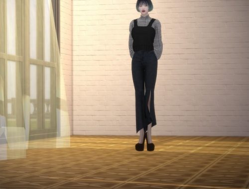 Knit Bustier with Half Turtleneck & Flare Fit Cutting Jeans at MINI SIMS