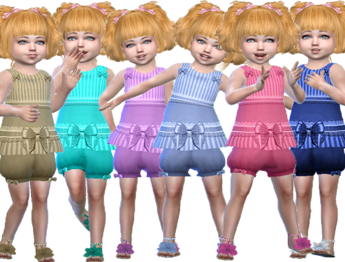 Little girl jumpsuit (Base game)
