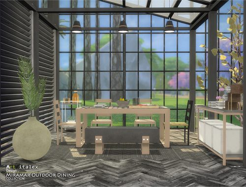 Miramar Outdoor Dining
