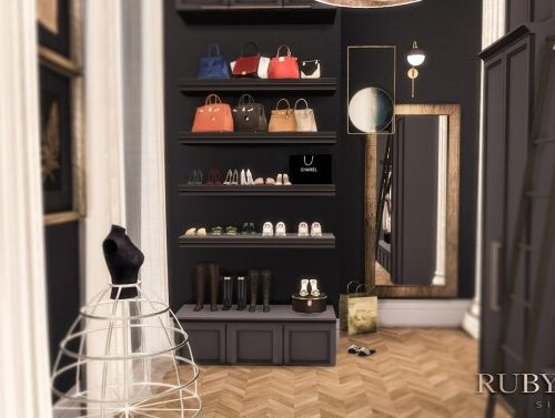 Neoclassical Apartment at Ruby’s Home Design