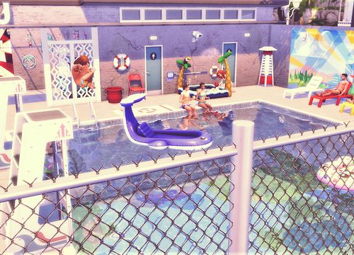 Newcrest Public Pool at Agathea-k