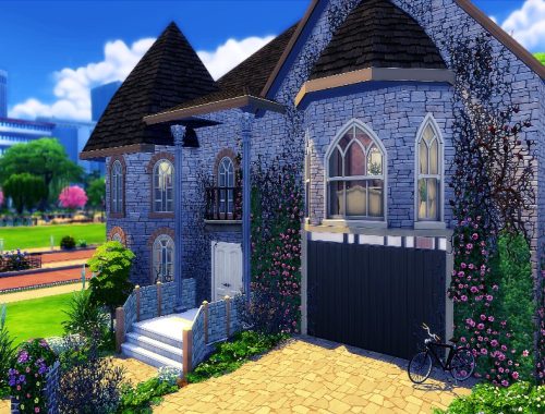 Old Victorian Manor