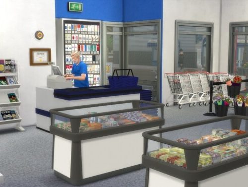 Rema 1000 Grocery Store at Alial Sim