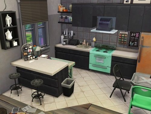 RUNAWAY TEENS APARTMENT at Aveline Sims