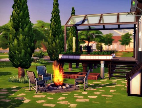 Small. safe Space (No CC!)