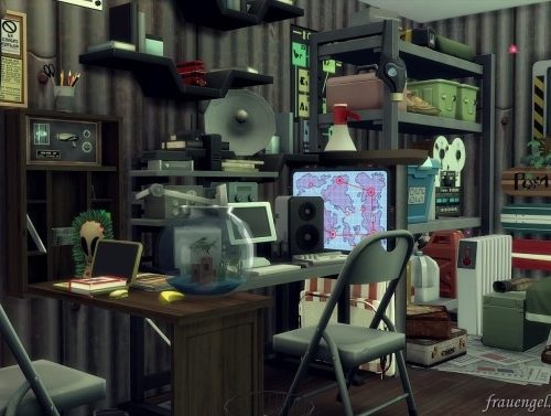 Stranger Ville Trailer Two versions at Frau Engel