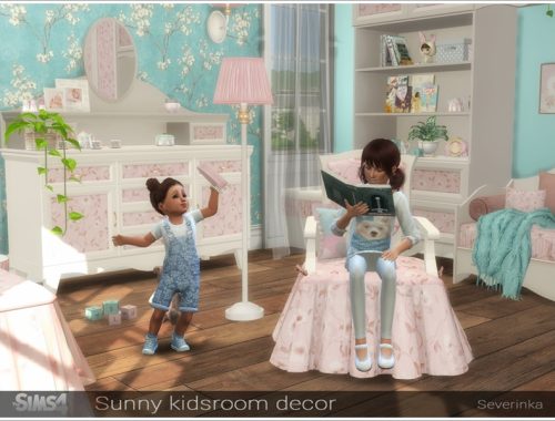 Sunny kidsroom decor