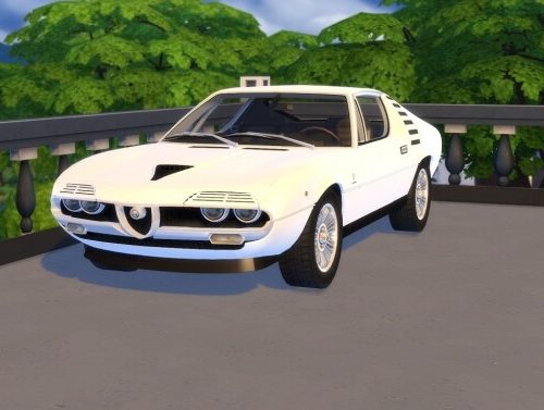 Alfa Romeo Montreal