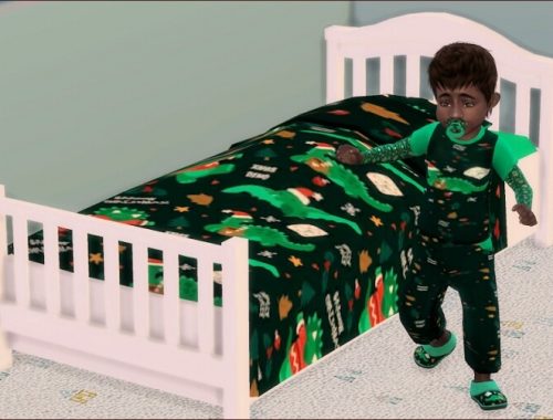 Beds, pajamas, slippers and pacifiers for toddlers at Arte Della Vita