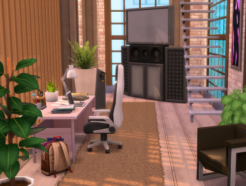 Brick Penthouse - no CC