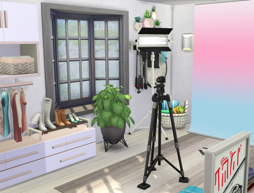Britechester Boutique // no CC