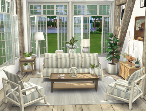 Coastal Living Room // CC