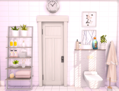 Family Bathroom - CC needed