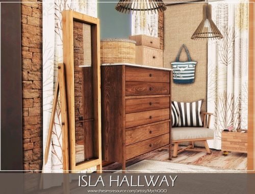 Isla Hallway