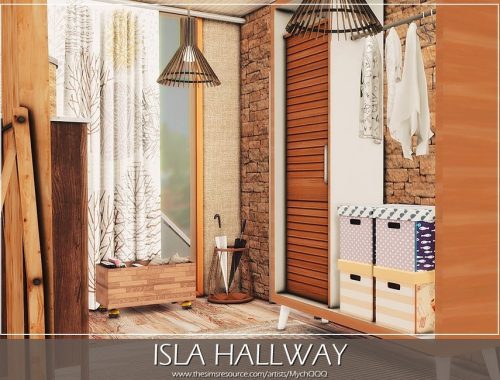 Isla Hallway