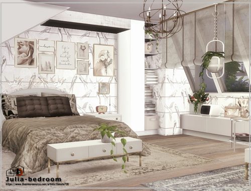 Julia-bedroom